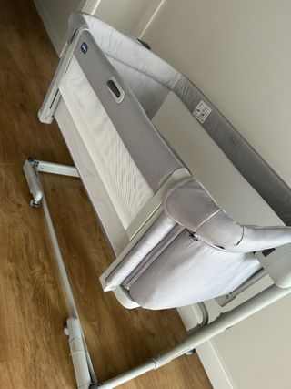 Minicuna chicco next2me