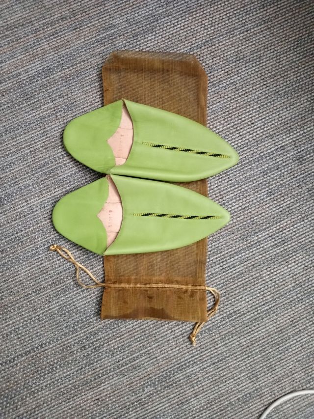 Babuchas - Pantuflas originales de cuero.