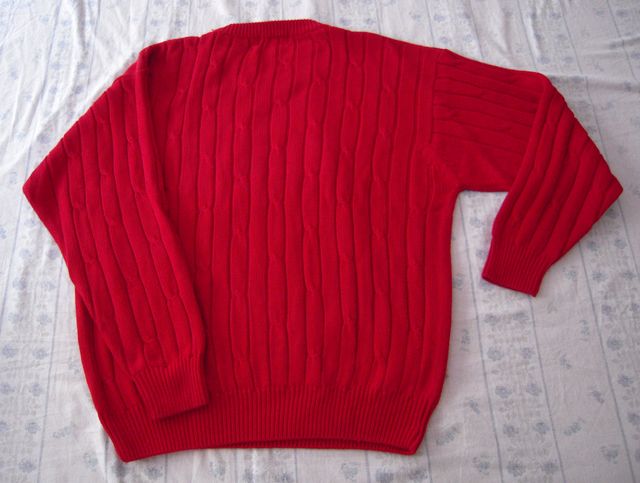 Maglione in cotone colore rosso treccia (nuovo)
