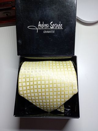 Corbata marca ANDREA SORANDO nueva poli