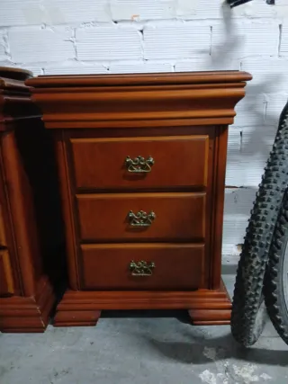 Dormitorio de madera completo