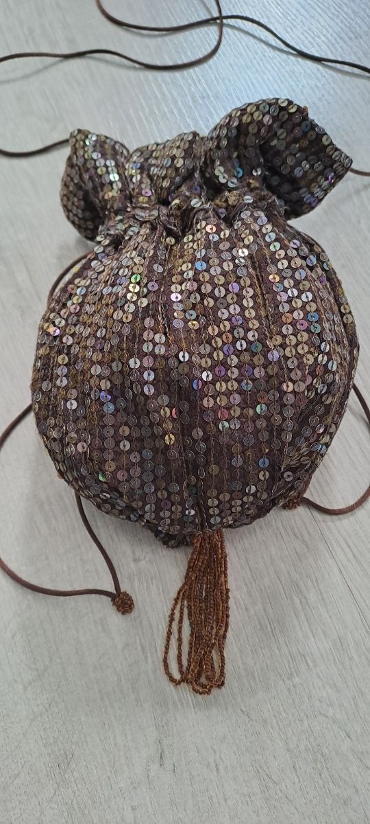Bolso saquito lentejuelas