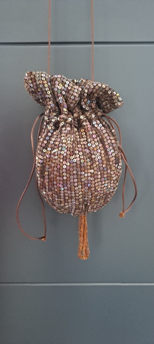 Bolso saquito lentejuelas