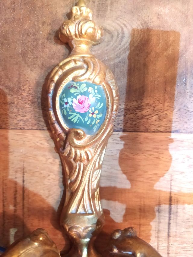 Antiguos apliques de bronce de pared