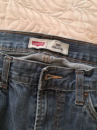 Levis 505 TM , W34, L28, Talla dificil .