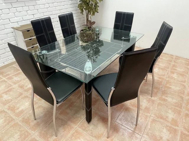 mesa  elegante  de comedor o cocina + 6 sillas