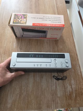 Radio con forma de vídeo CD