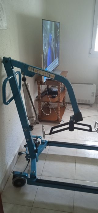 Grua hidráulica mover personas