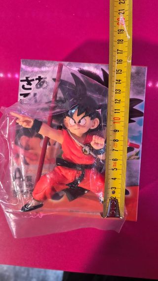 Figura Dragon Ball de Goku. Nueva, CON CAJA.