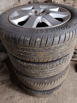 Ruedas seminuevas 205/55 R16