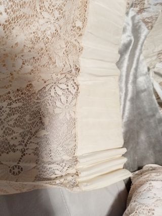 2 Cortinas de encaje color beige