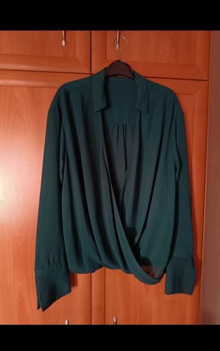 Blusa cruzada. Suiteblanco