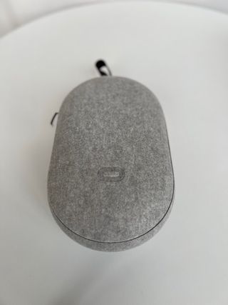 Oculus meta quest con funda y caja