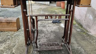 Maquina Singer antigua