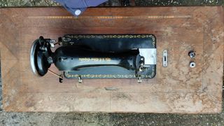 Maquina Singer antigua