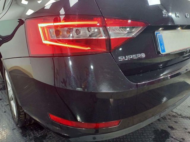 Skoda Superb 1.4 TSI PHEV AMBITION DSG AUT
