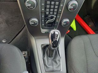 Volvo V40 1.5 T2 BLACK EDITION GEAR.GPF