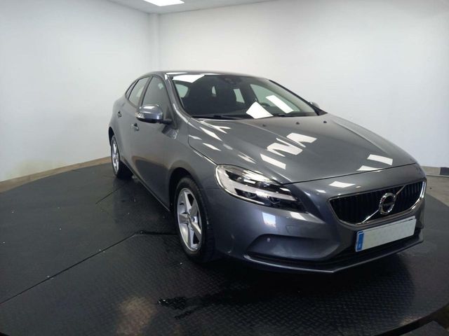 Volvo V40 1.5 T2 BLACK EDITION GEAR.GPF