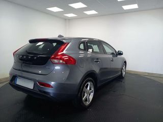 Volvo V40 1.5 T2 BLACK EDITION GEAR.GPF