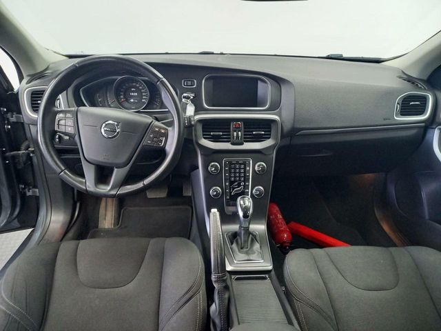 Volvo V40 1.5 T2 BLACK EDITION GEAR.GPF