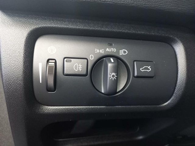 Volvo V40 1.5 T2 BLACK EDITION GEAR.GPF