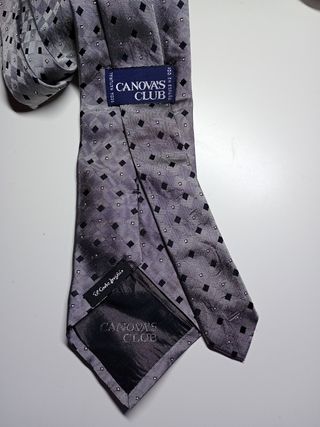Corbata de seda, usada, marca CÁNOVAS CLUB