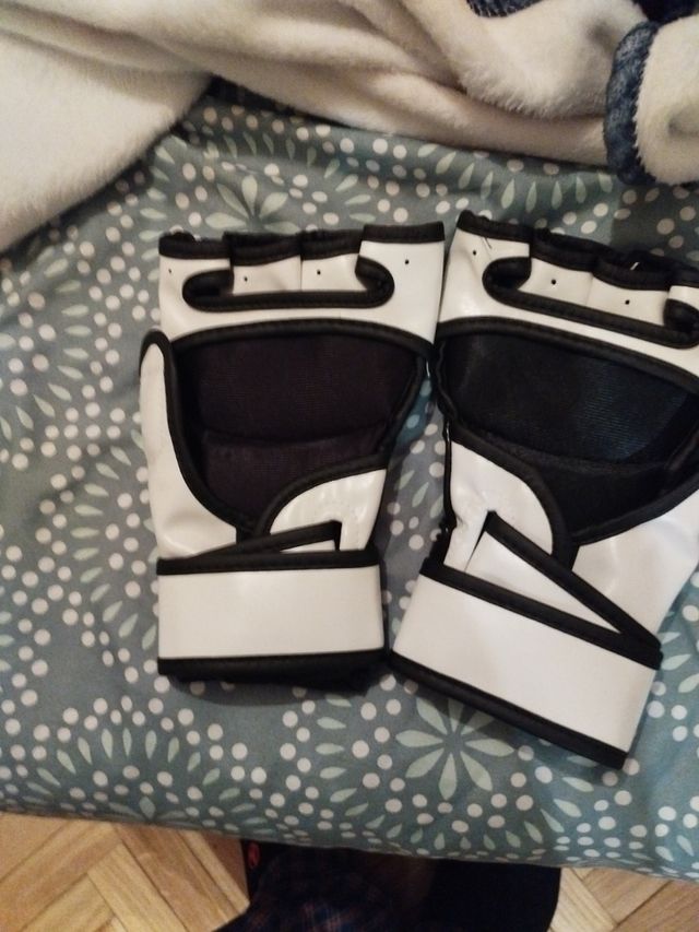 Guantes de UFC