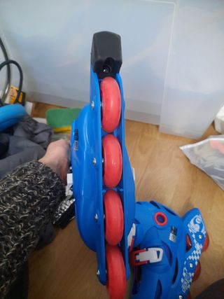 Roller skating patinete niño talla 28-30 NUEVOS