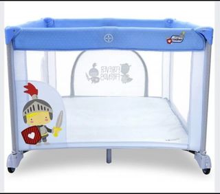 Parque bebé marca asalvo