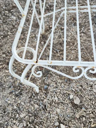 4 Sillas metal antiguas