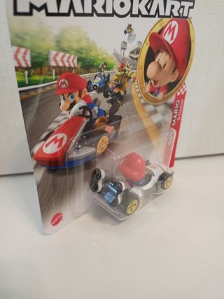 Bebe Mario hot wheels Mario kart