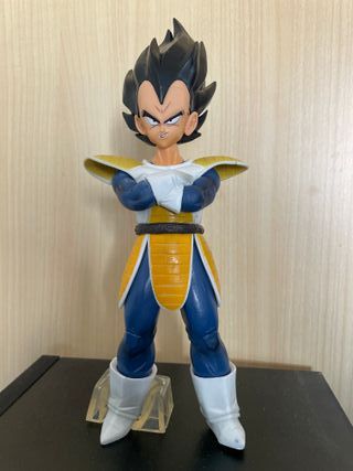 Figura transformable vegeta dragon ball z