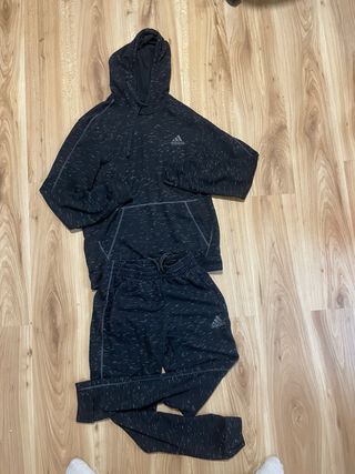 Sudadera negra adidas
