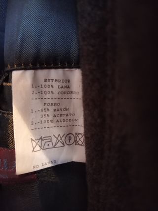 Abrigo vintage de lana de cordero. Caramelo )