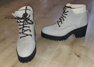 Botin gris Bimba y Lola