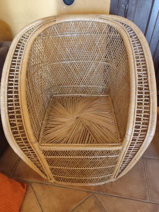 Juego de tres sillones de mimbre y ratan