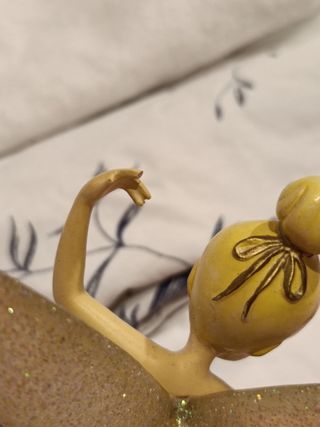 Figura Campanilla Tinkerbell hada sobre espejo