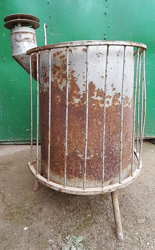 ESTUFA DE LOS AÑOS 60-70.