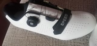 Zapatillas ciclismo de montaña blancas con calas