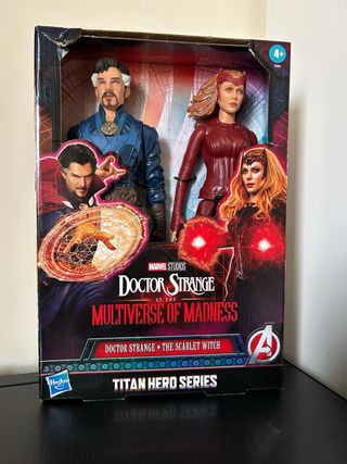 Marvel Avengers Doctor Strange y Scarlet