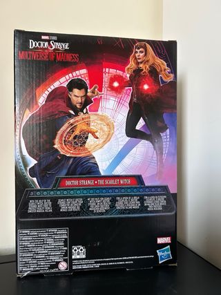 Marvel Avengers Doctor Strange y Scarlet