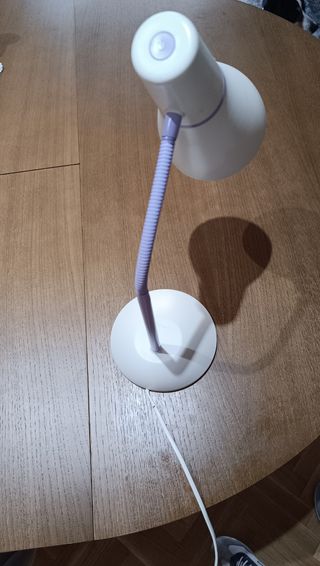 Lampara de mesa juvenil