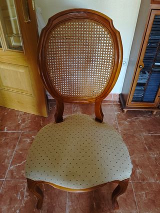 Mesa madera maciza y 6 sillas
