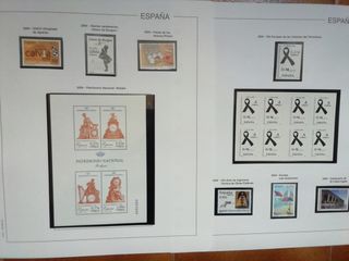 Sellos de España del año 2004 completo.