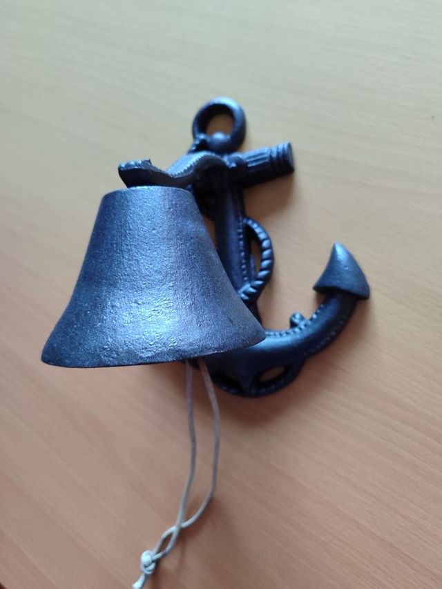 Antigua campana marinera.