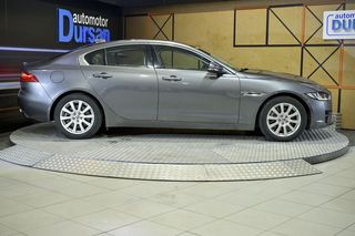 Jaguar XE   2.0I 147kW RWD Prestige Auto
