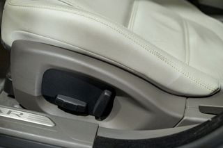 Jaguar XE   2.0I 147kW RWD Prestige Auto