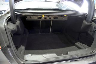 Jaguar XE   2.0I 147kW RWD Prestige Auto