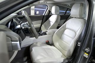 Jaguar XE   2.0I 147kW RWD Prestige Auto