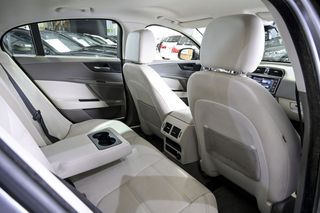 Jaguar XE   2.0I 147kW RWD Prestige Auto 